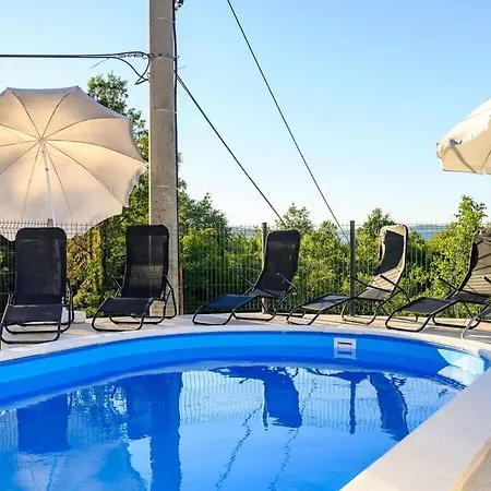 Sky With Private Pool, Surrounded By Greenery Martinski